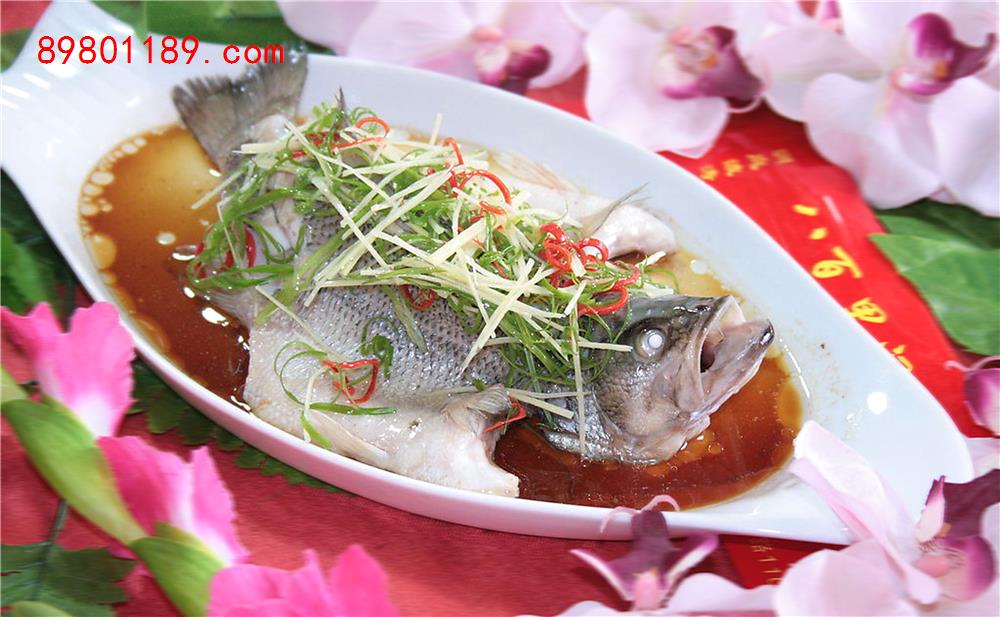 清蒸鲈鱼